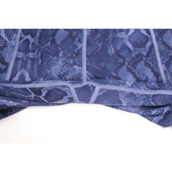 VSX Victoria's Secret Leggings Size 8 Blue Reptile Workout Yoga Leggings Pockets - Picture 9 of 12